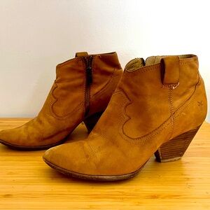 Frye Ankle Boot Women’s 9.5